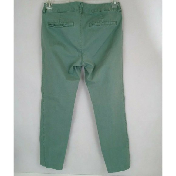 Old Navy Women’s Olive Green Pixie Pants Size 6 - Picture 3 of 9